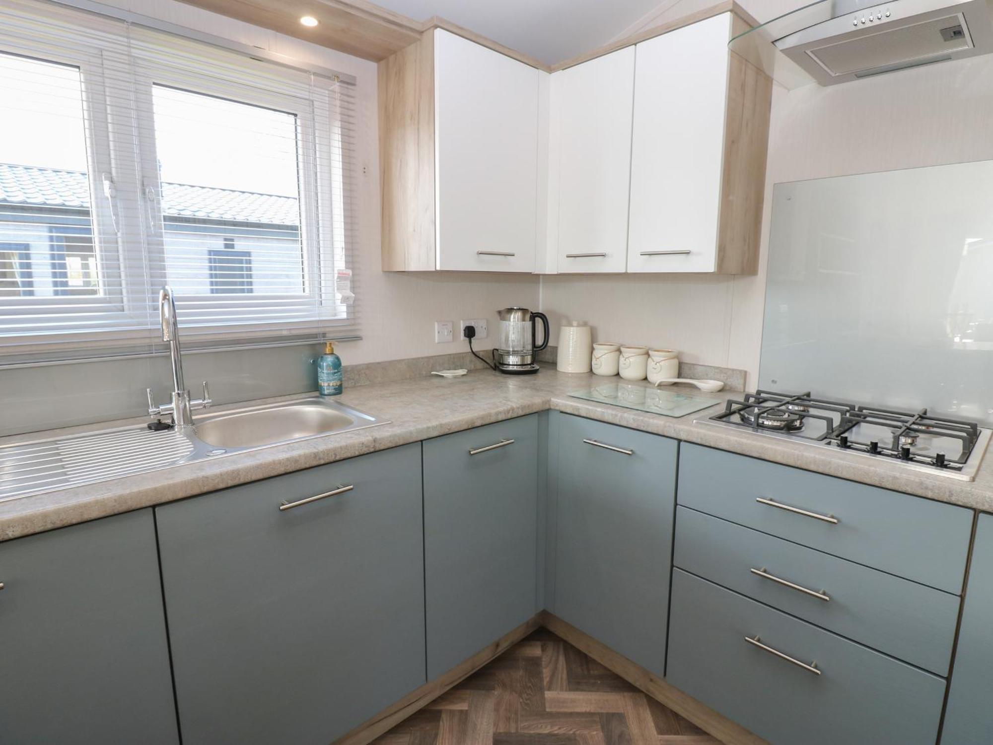 Brocklebank Lodge, 35 *