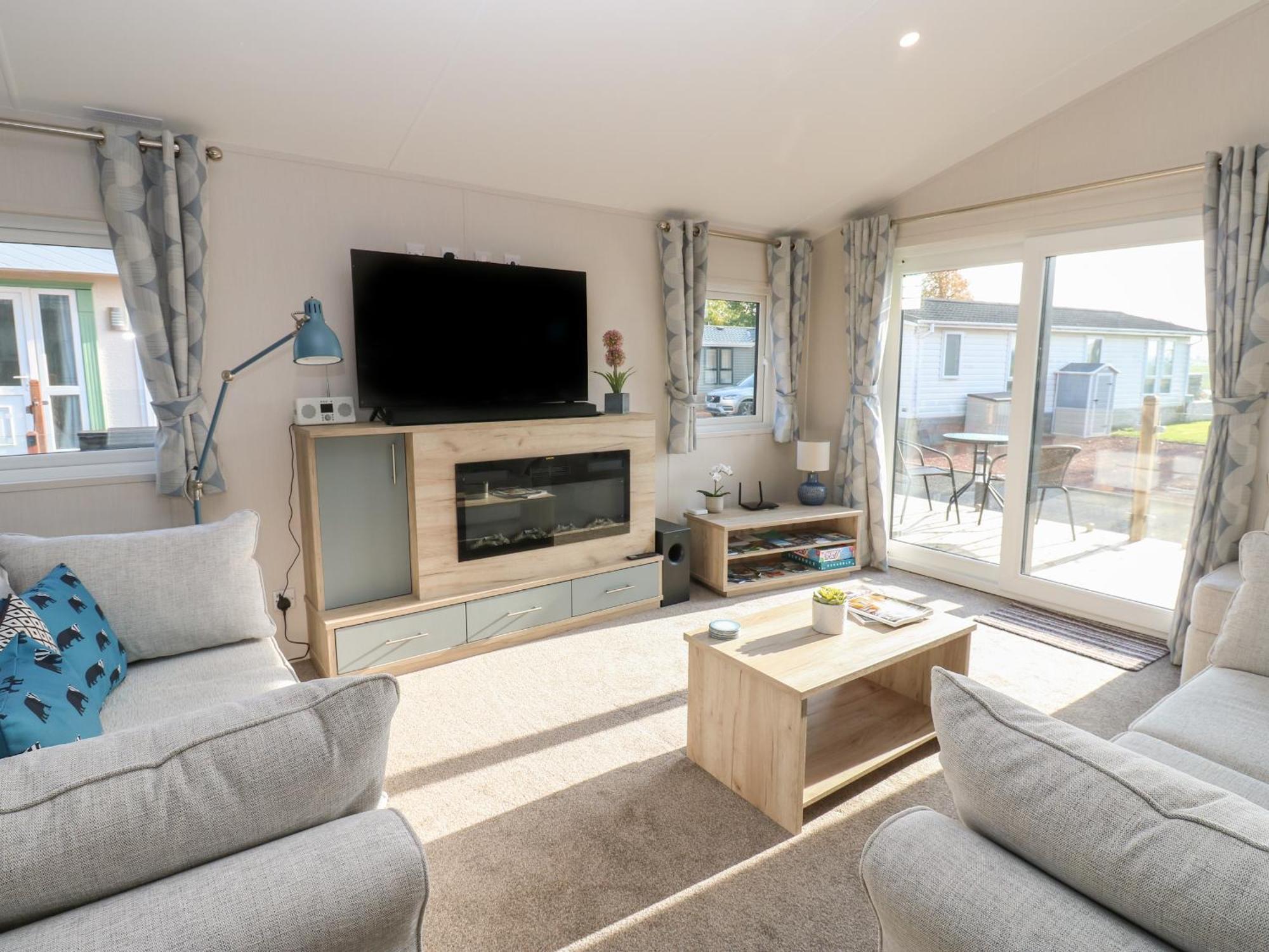 Brocklebank Lodge, 35 *